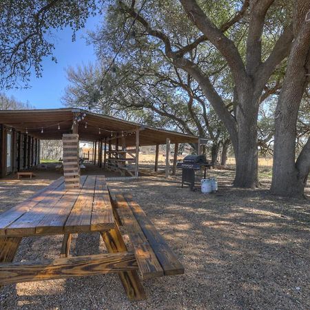 Olive St Ranch With Hottub-Grill And Party Barn Vila Fredericksburg Exterior foto