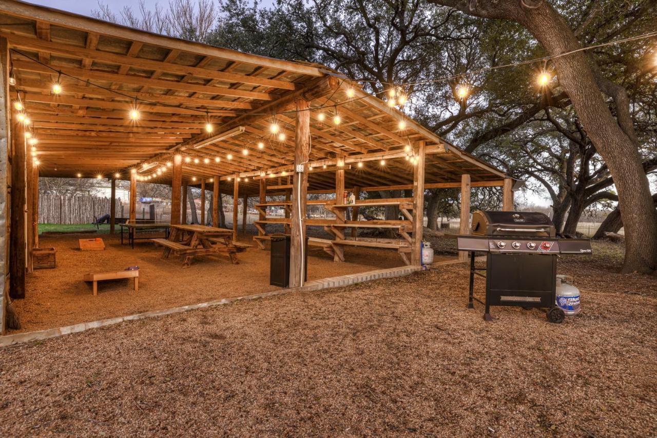 Olive St Ranch With Hottub-Grill And Party Barn Vila Fredericksburg Exterior foto